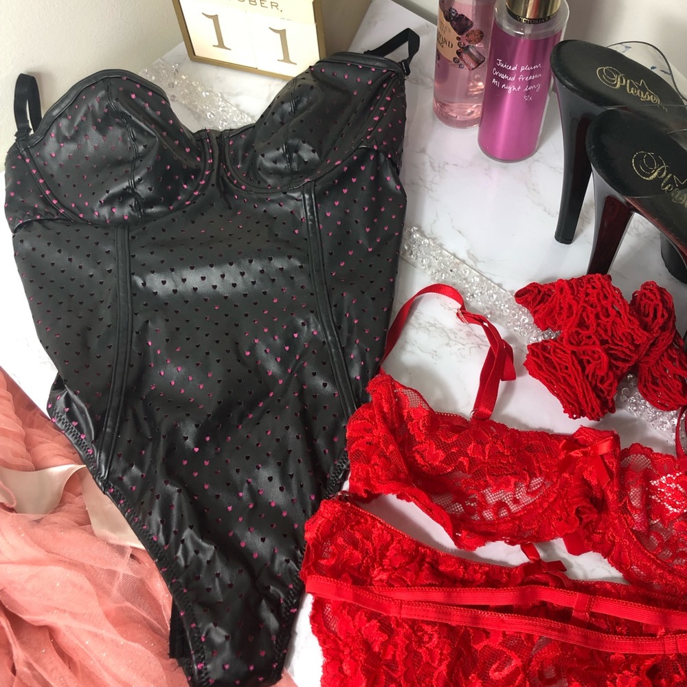 Lingerie Bundle - Picture 9 of 9